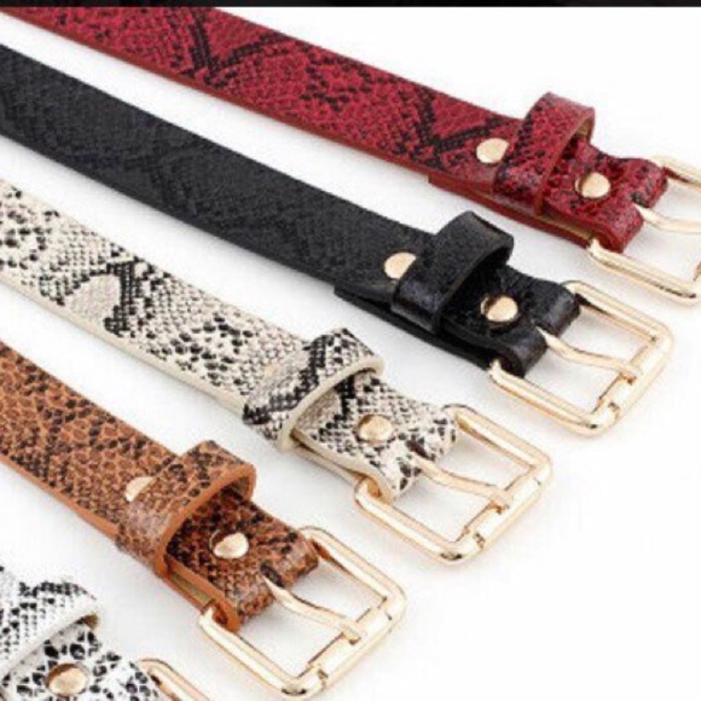 Black Vegan Leather Snake Print Fashion Belt✨